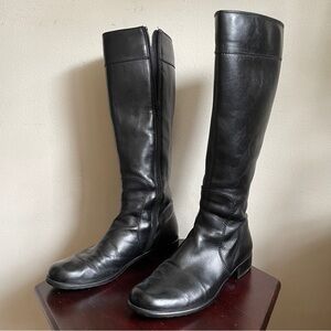 Stuart Weitzman Black Calf Knee High Leather Riding Boots Classic zipper 6.5